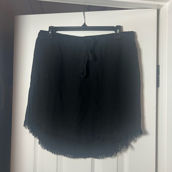 Umgee NEW Linen Fringe Hemline Mini Skirt Black Sz S Boho Grunge Western Indie - Picture 2 of 7
